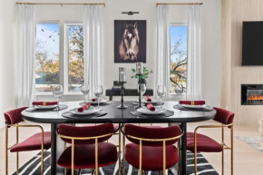 Lux Retreat, 2mi Downtown, Rooftop, Mini-Golf, Fireplace, Office, Spacious